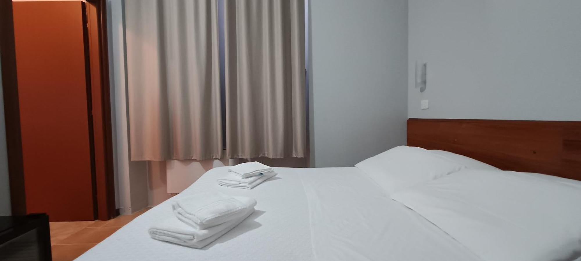 Hotel Nuovo Rondo Sesto San Giovanni Zimmer foto